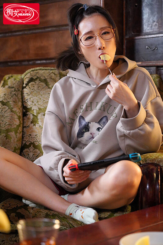 CJOD-431 Julia: 我的尼特族姐姐拿我的棒棒來止癢 3 CJOD-431 Julia