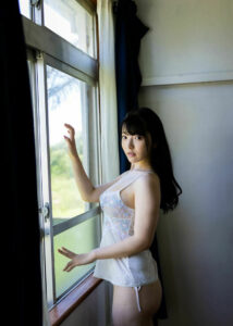 彩月七緒寫真集 はぴぱら | Saki Sasaki Photobook Wapipara