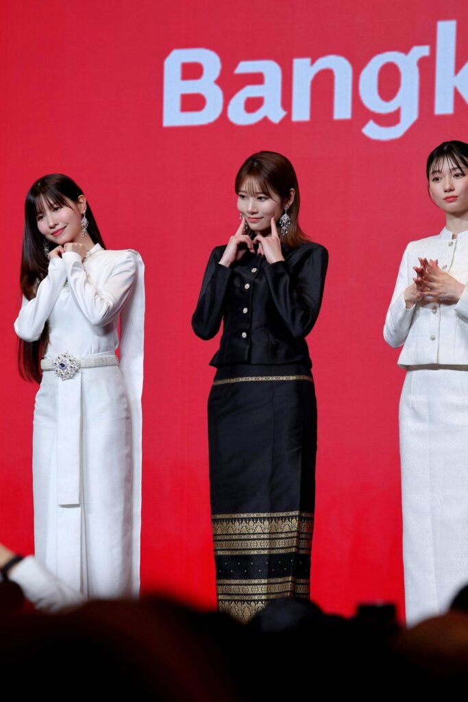 UTO Bangkok 2026 Stage Opening Momo Sakura Saika Kawakita Seto Kanna